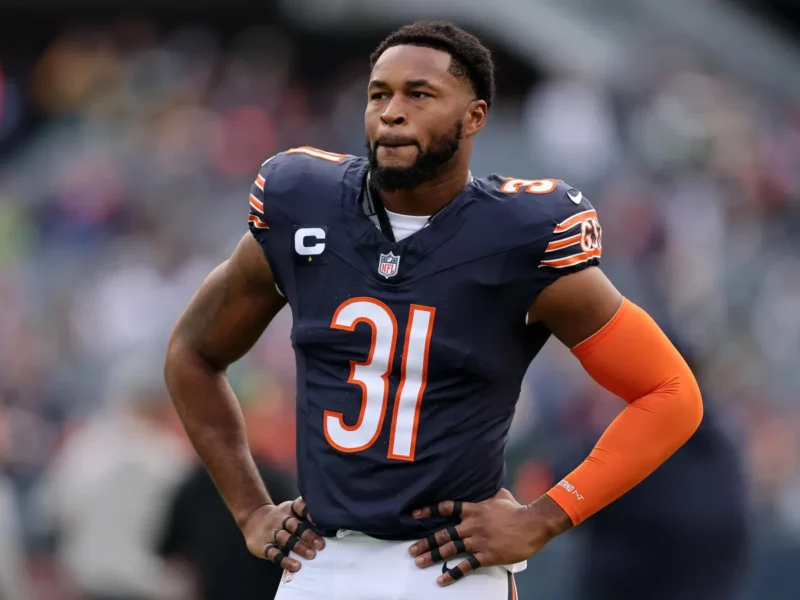 Kevin Byard playing safety in the National Football League